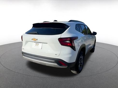 Used 2025 Chevrolet Trax LT image 15