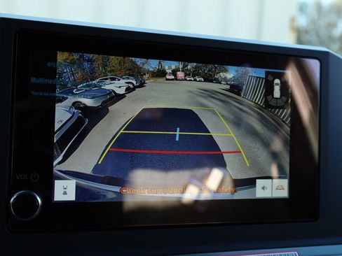 New 2025 Toyota Tacoma SR5 image 31