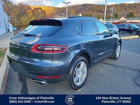 Used 2017 Porsche Macan image 8