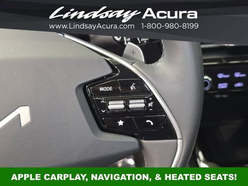 Used 2025 Kia Niro EX image 15