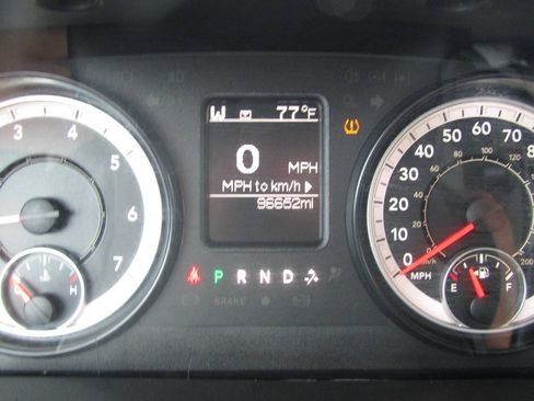 Used 2016 RAM 2500 SLT AWD/4WD image 13
