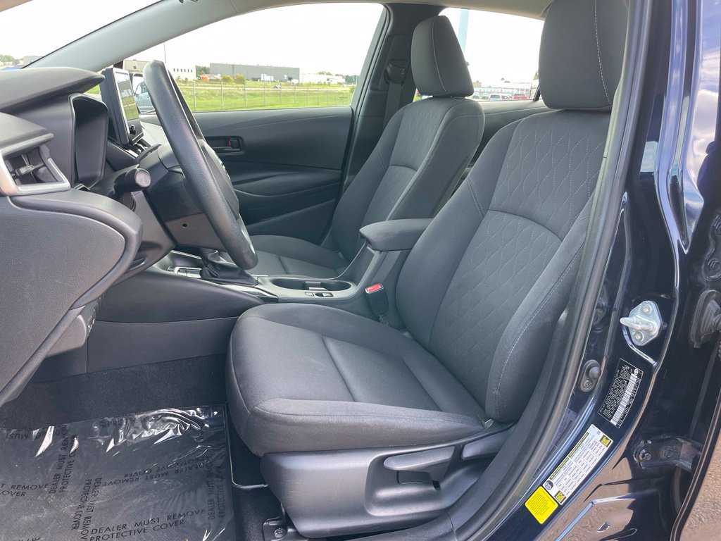 Used 2024 Toyota Corolla LE FWD image 7
