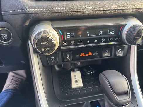 Used 2023 Toyota RAV4 XLE w/ Convenience Package image 14