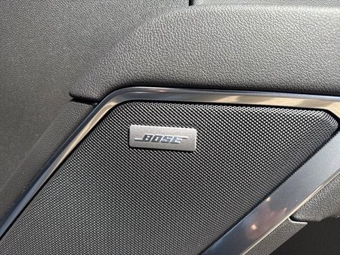 New 2026 GMC Sierra 1500 SLT w/ SLT Convenience Package image 12