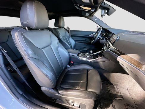 Certified 2022 BMW 430i Coupe w/ M Sport Package image 28