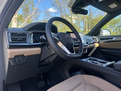 New 2026 Volkswagen Atlas Cross Sport SE AWD/4WD image 6
