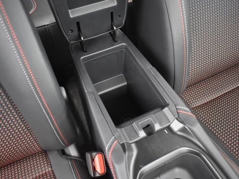 New 2025 Nissan Kicks SR image 24