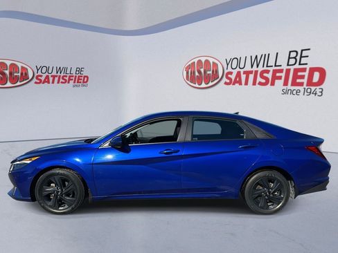 Certified 2023 Hyundai Elantra SEL image 7