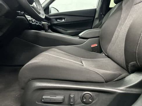 Used 2025 Honda Accord Sport image 25