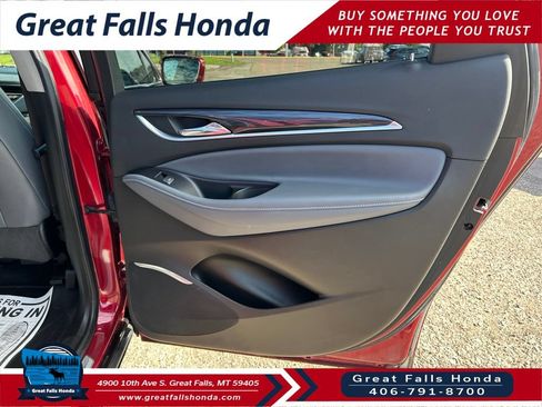 Used 2019 Buick Enclave Essence w/ Experience Buick Package AWD/4WD image 25