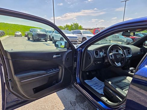 Used 2014 Dodge Charger SXT Plus AWD/4WD image 13