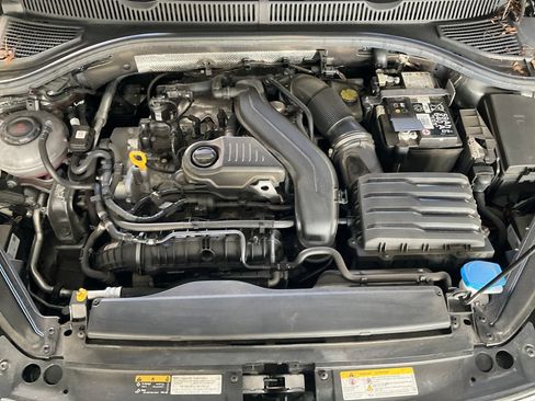 Certified 2024 Volkswagen Jetta SE FWD image 6