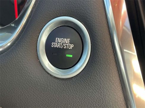 Used 2023 Chevrolet Traverse High Country image 23