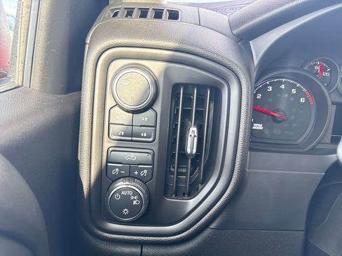 Used 2020 Chevrolet Silverado 1500 Custom Trail Boss image 30