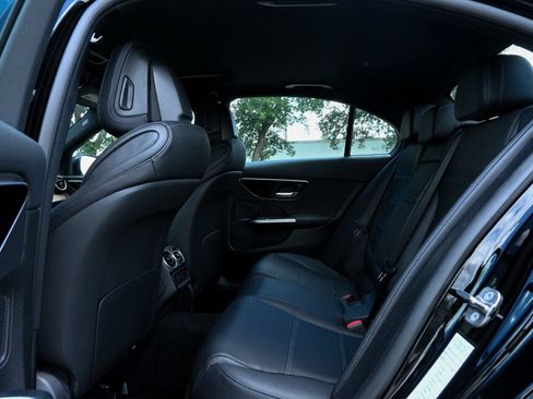 Used 2025 Mercedes-Benz C 300 Sedan image 18