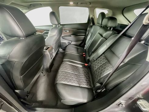 Used 2019 Nissan Murano Platinum w/ Cargo Package FWD image 27