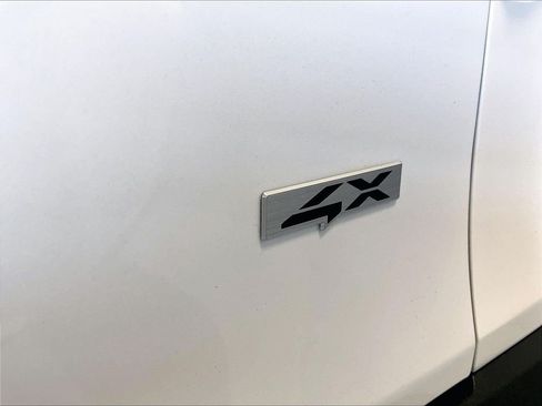 Used 2024 Kia Seltos LX AWD/4WD image 29