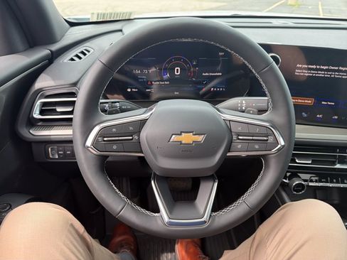 New 2026 Chevrolet Traverse LT w/ Sun and Wheel Package AWD/4WD image 14