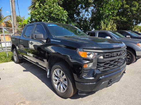 Used 2022 Chevrolet Silverado 1500 Custom RWD image 4