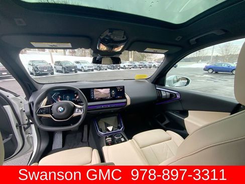 Used 2025 BMW X3 xDrive30i w/ M Sport Package image 25