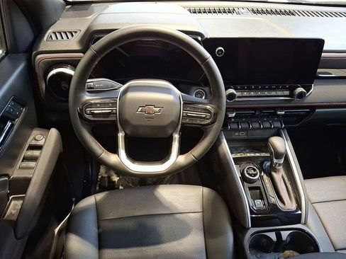 Certified 2024 Chevrolet Colorado Z71 w/ Z71 Convenience Package 2 image 12