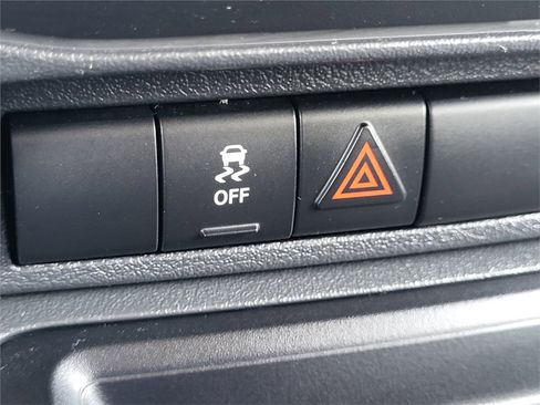 Used 2016 Jeep Patriot Sport image 13