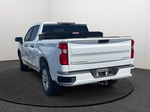 Used 2022 Chevrolet Silverado 1500 Custom image 5