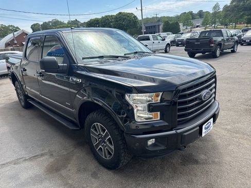 Used 2016 Ford F150 XLT w/ Equipment Group 302A Luxury AWD/4WD image 11