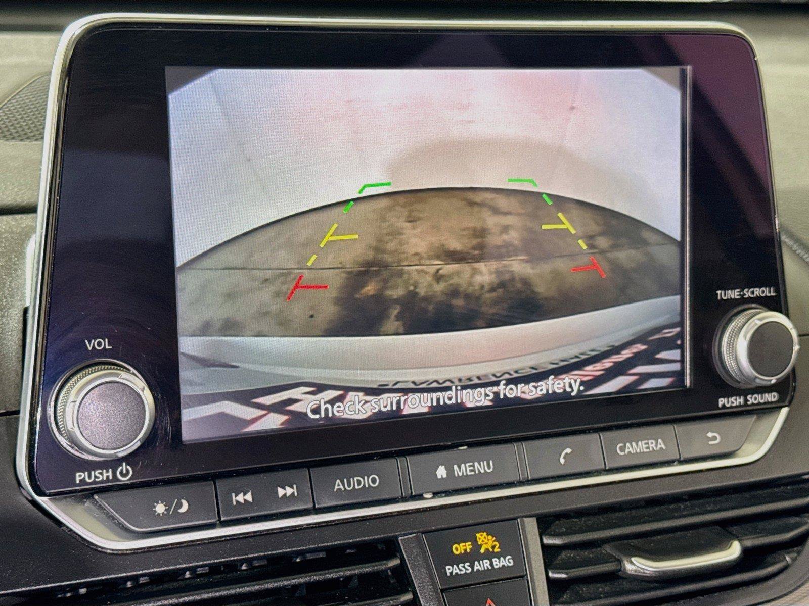 Used 2024 Nissan Altima 2.5 SR FWD image 11