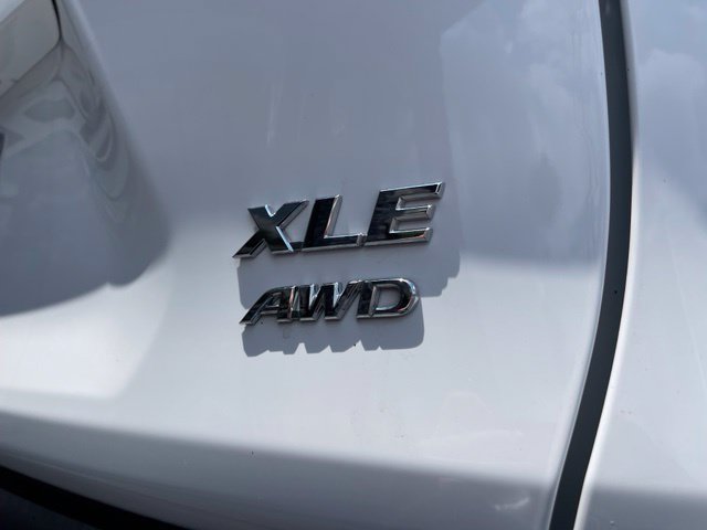 Used 2024 Toyota RAV4 XLE AWD/4WD image 12