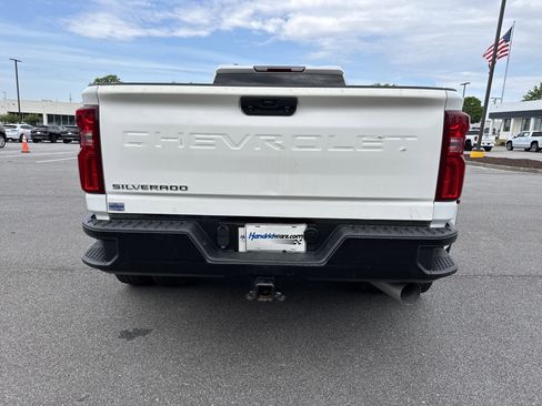 Used 2024 Chevrolet Silverado 3500 W/T AWD/4WD image 9