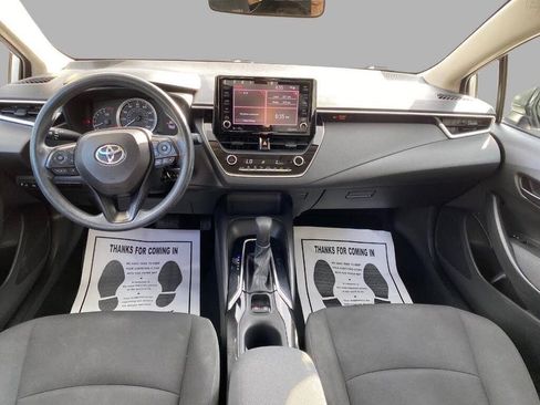 Used 2022 Toyota Corolla LE image 26