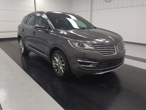 Used 2017 Lincoln MKC Reserve w/ Lincoln MKC Climate Package FWD image 13