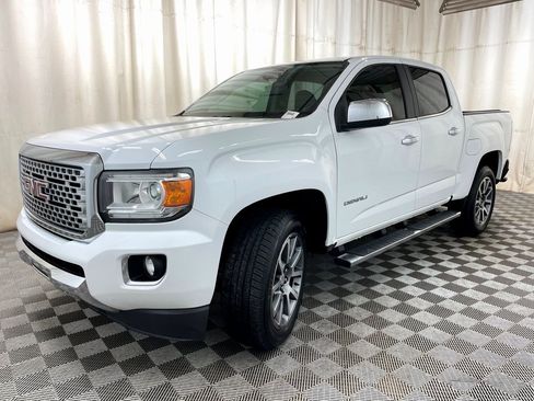 Certified 2020 GMC Canyon Denali image 16
