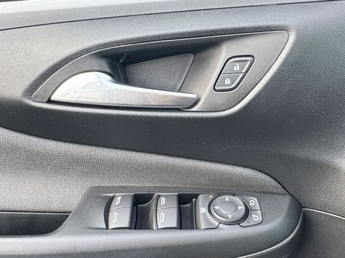 Used 2025 Buick Envista Preferred image 20