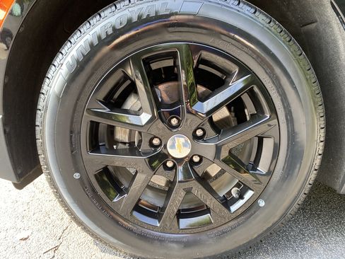 Used 2023 Chevrolet Equinox LT FWD image 40