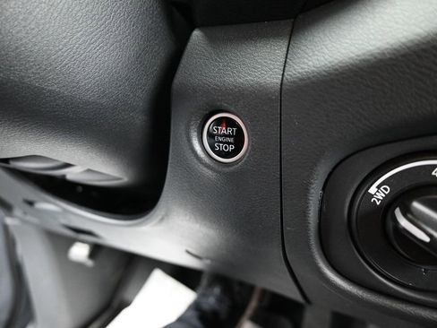 Used 2024 Nissan Frontier PRO-4X w/ Off-Road Protection Package image 30