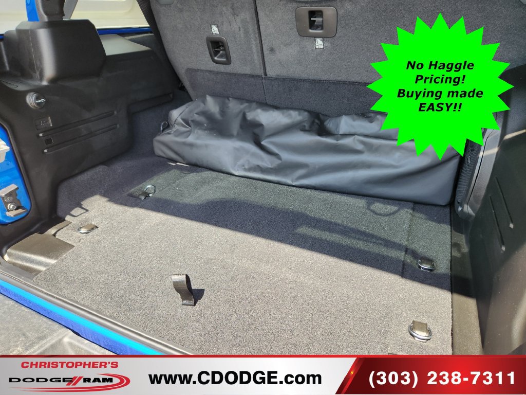 Used 2026 Jeep Wrangler Unlimited Rubicon AWD/4WD image 23