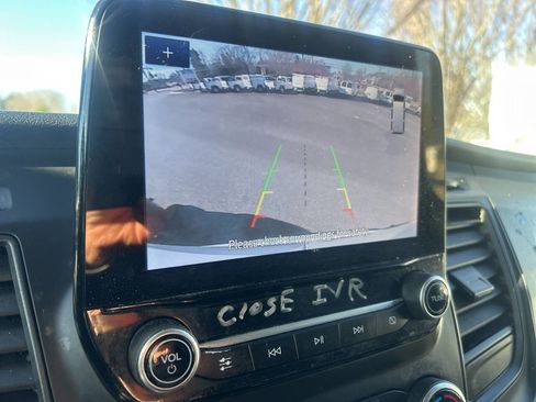 Used 2020 Ford Transit 250 Medium Roof image 23