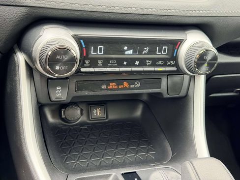 Certified 2024 Toyota RAV4 XLE w/ Convenience Package AWD/4WD image 5