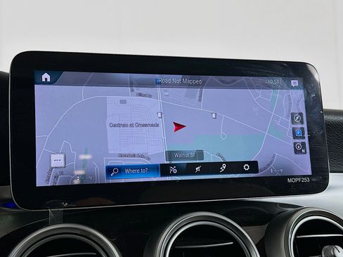 Used 2022 Mercedes-Benz GLC 300 4MATIC image 22