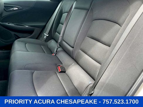 Used 2023 Chevrolet Malibu LT FWD image 23