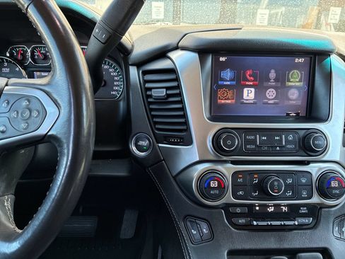 Used 2015 Chevrolet Tahoe LT w/ Luxury Package AWD/4WD image 18