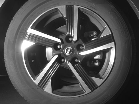 Used 2025 Nissan Sentra SV FWD image 16