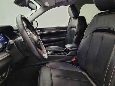 Used 2021 Jeep Grand Cherokee L Limited AWD/4WD image 17