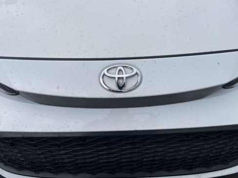 Used 2025 Toyota Corolla SE FWD image 4