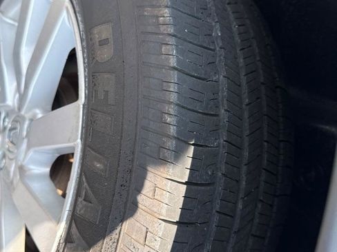 Used 2020 Honda Pilot LX image 5