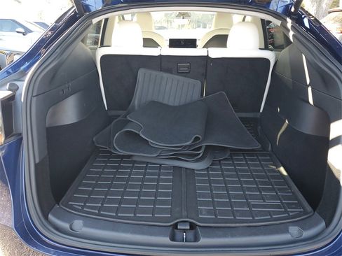 Used 2020 Tesla Model Y Long Range image 7