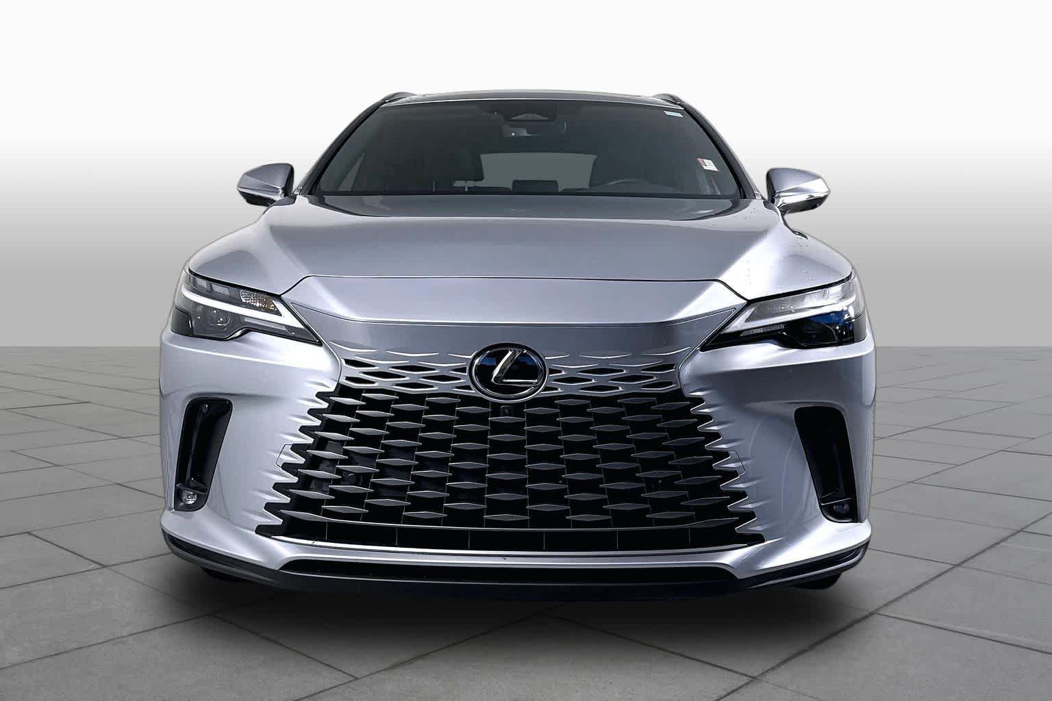 Used 2026 Lexus RX 350 Premium Plus w/ Accessory Package (2T) FWD image 4