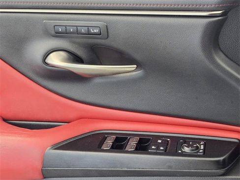 Used 2021 Lexus ES 350 F Sport image 30